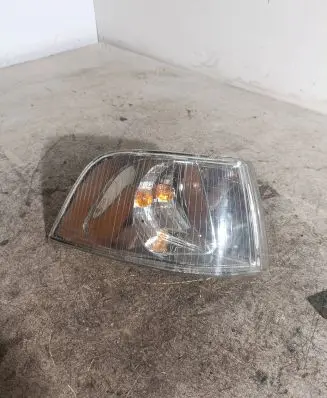 Volvo S40, V40 Front indicator light AN24303