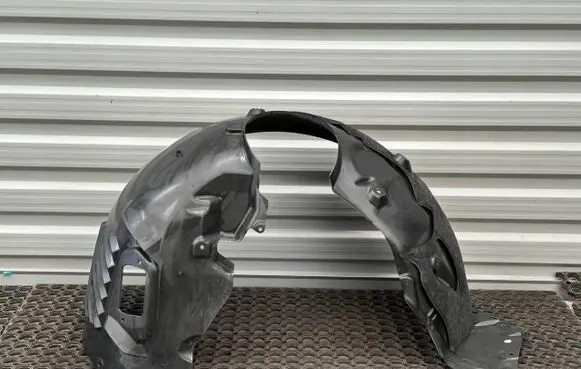 BMW 2 Active Tourer U06 Front wheel arch liner splash guards 8498435