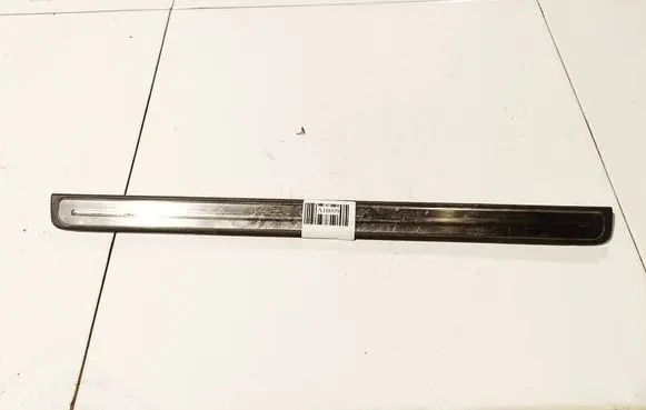 Nissan Primera Front sill trim cover 769b0