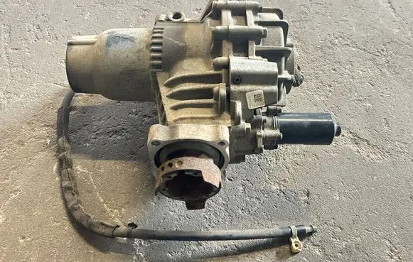 Jeep Cherokee Rear differential P57931T15285200826 40125793 19991090146