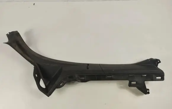 Skoda Yeti (5L) Rear seat side bottom trim 5L0867766B