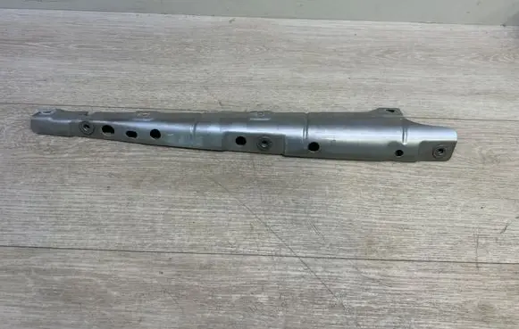 Fender mounting bracket