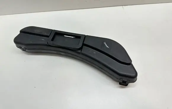 Audi A4 S4 B7 8E 8H Tool box 8E0012111A