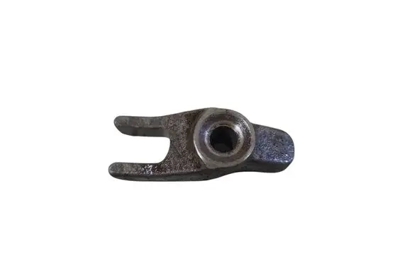 KIA Sorento Fuel Injector clamp holder 