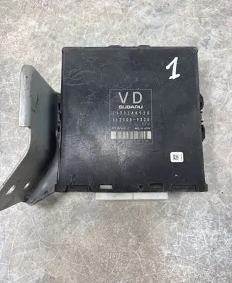 Subaru Impreza IV Gearbox control unit/module 31711AK920 1123009330
