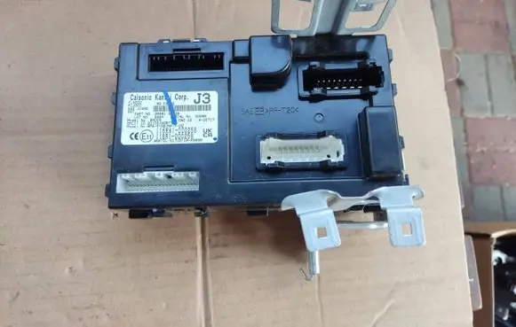 Nissan Leaf II (ZE1) Other control units/modules 284B15SJ3A 017181805899 116RAI000258