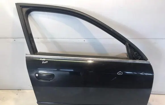Audi A4 S4 B7 8E 8H Front door B407