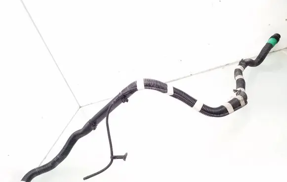 Tesla Model Y Electric car engine cooling hoses/pipes 150133400C