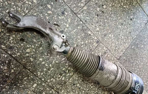Audi Q7 4M Air suspension front shock absorber 4M0616039AC