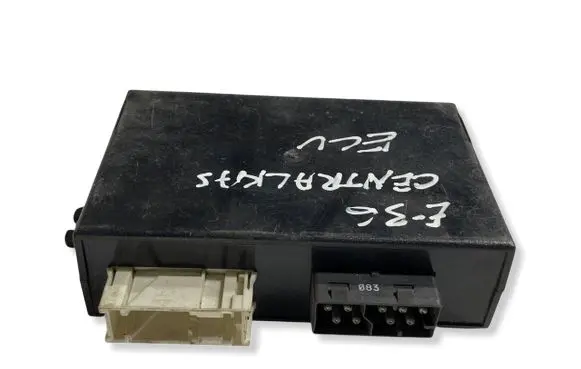 BMW 3 E36 Door central lock control unit/module 1387961 61351387961