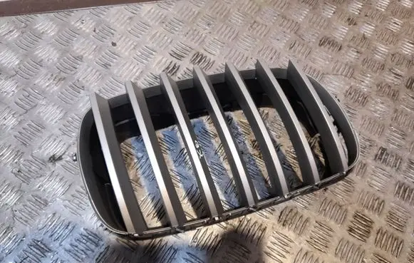 BMW X6 E71 Front bumper upper radiator grill 51137171396 7171396