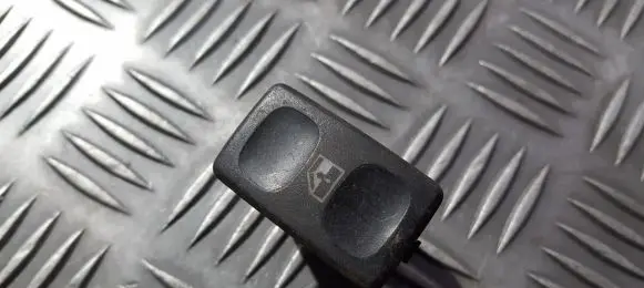 Seat Toledo I (1L) Electric window control switch 6k0959855a