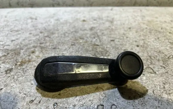 BMW 5 E28 Rear door window winding handle 