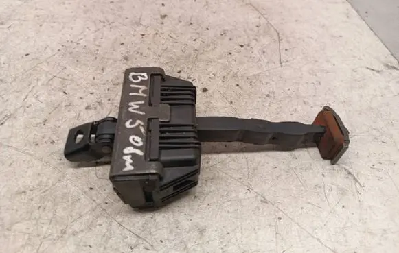 BMW 5 E60 E61 Rear door check strap stopper
