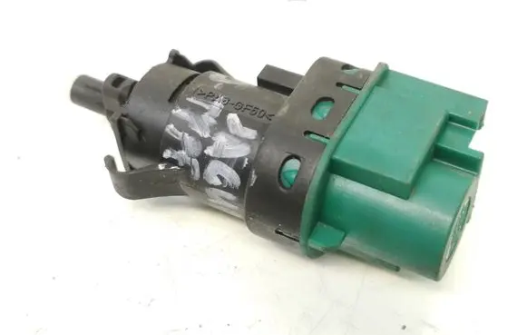 Volkswagen Golf I Brake pedal sensor switch 2W9313480AA