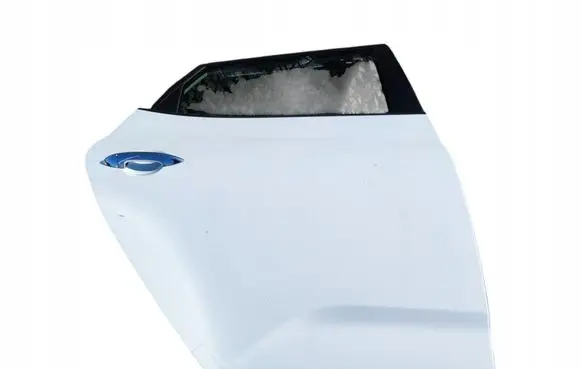 KIA Venga Rear door