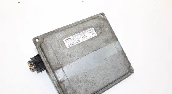 Ford Fiesta Engine control unit/module 4S6112A650NC