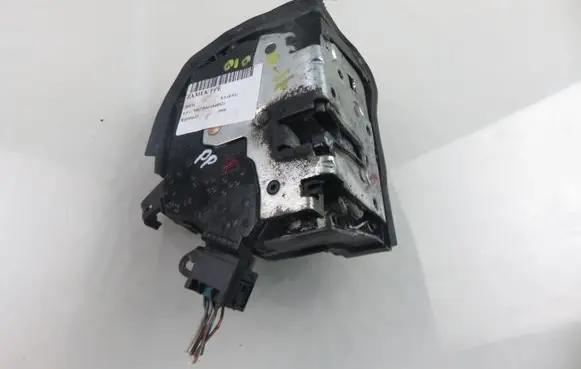 BMW X5 E53 Front door lock