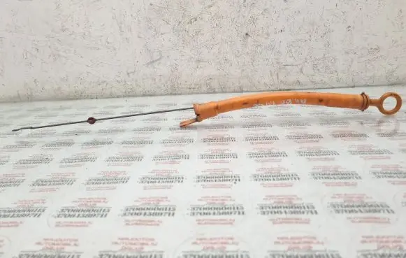 Audi A4 S4 B6 8E 8H Oil level dip stick 038115611B