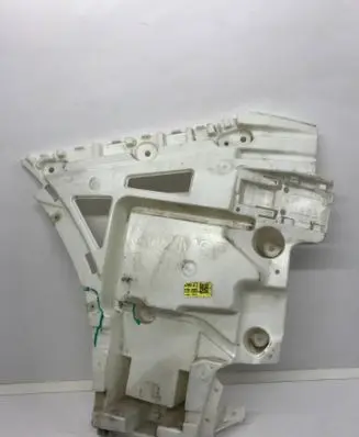 BMW X4 G02 Rear bumper mounting bracket 8081905