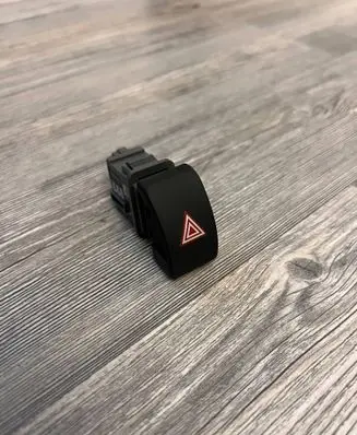 Toyota C-HR I Hazard light switch 15B424