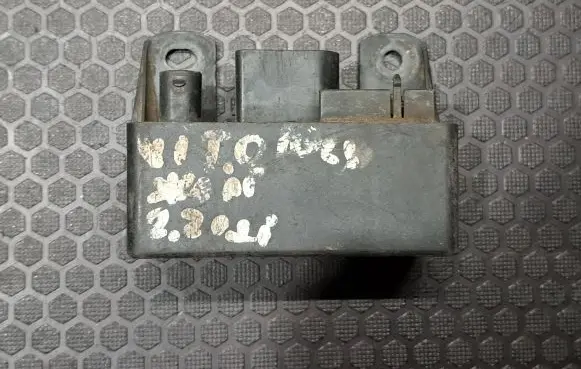 Mercedes-Benz Vito Viano W638 Glow plug pre-heat relay 0255452832