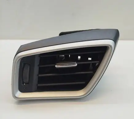 Nissan X-Trail T32 Dashboard side air vent grill/cover trim 687614CE1A