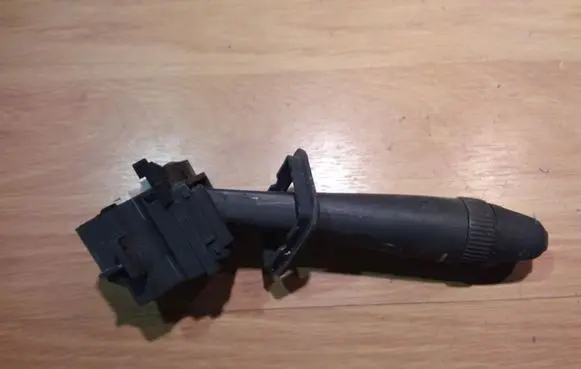 Volvo V70 Wiper control stalk