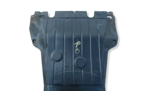 Renault Captur Engine splash shield/under tray 758904230R