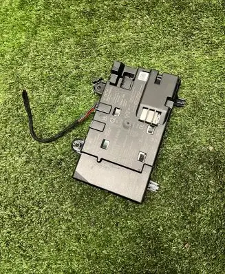 Mercedes-Benz EQA Wireless charging module A1779004710 A1779018706 A1779024319