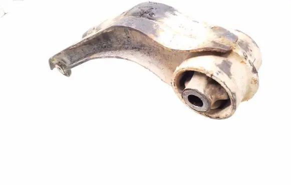 Volkswagen Transporter - Caravelle T4 Engine mount bracket 701399207B