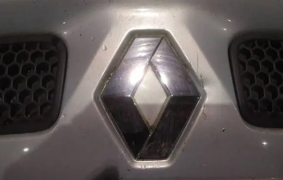 Renault Scenic I Manufacturer badge logo/emblem 