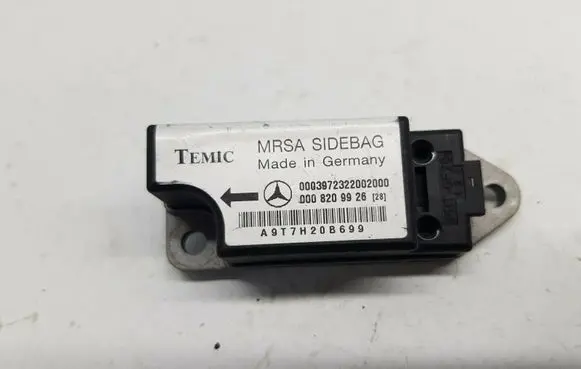 Mercedes-Benz E W210 Airbag deployment crash/impact sensor 0008209926