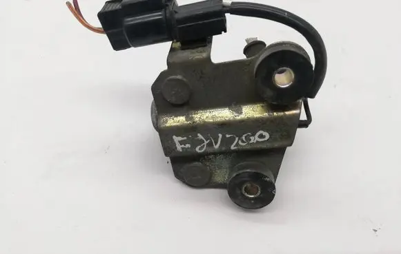 Mitsubishi L200 Glow plug pre-heat relay MD342751