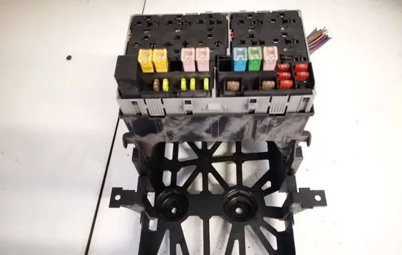 Ford Transit Fuse box set 6c1t14c445ab 6c1t-14c445-ab