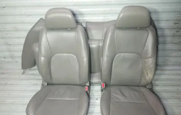 Chrysler Sebring (ST-22 - JR) Seat set 