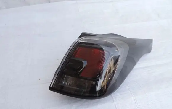 Opel Crossland X Rear/tail lights 39235952