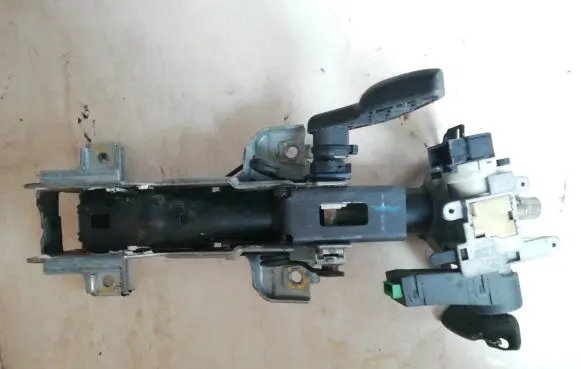 Volvo S80 Steering wheel axle 9491778 T370102785