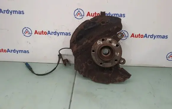 BMW X5 E53 Front wheel hub spindle knuckle 6761575 31216761575