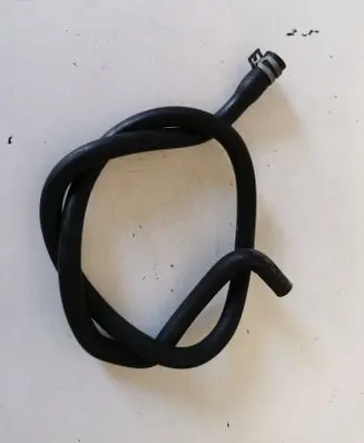 Mercedes-Benz Vito Viano W639 Engine coolant pipe/hose A6395017982