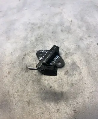 Mitsubishi Eclipse Cross Aerial antenna amplifier 8637b115