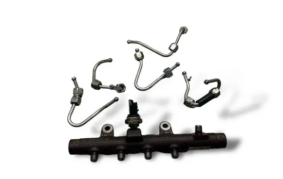 Nissan Qashqai Fuel main line pipe 8200845671 5WS40154 H8200296867