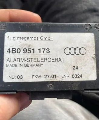 Audi A6 S6 C6 4F Alarm control unit/module 4B0951173