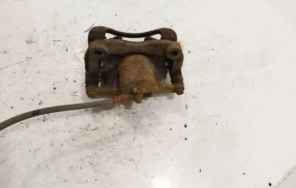 Nissan X-Trail T31 Front brake caliper