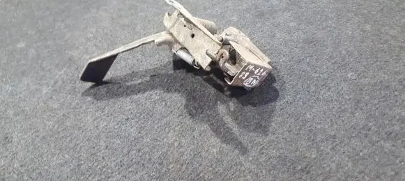 Mazda 626 Engine bonnet/hood lock/catch NERASTA