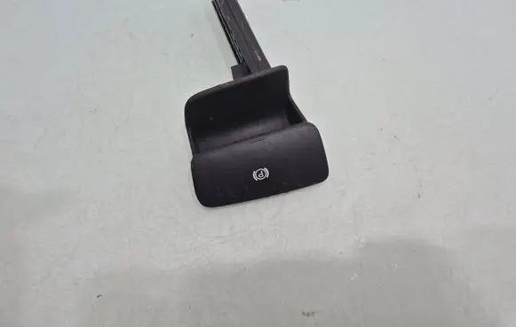 Audi Q7 4L Hand brake release handle 4L2711878