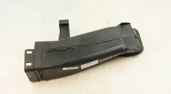 BMW X7 G07 Air intake duct part 8635093 13718635093