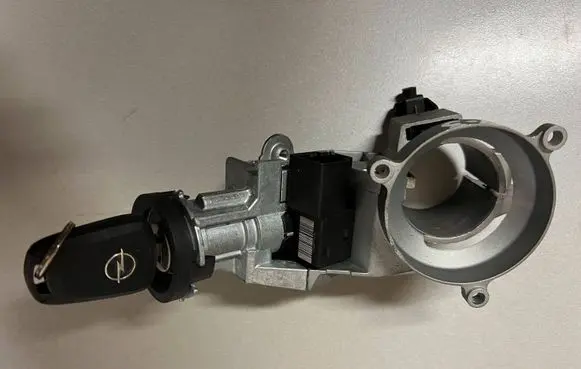 Opel Corsa D Ignition lock 56155D