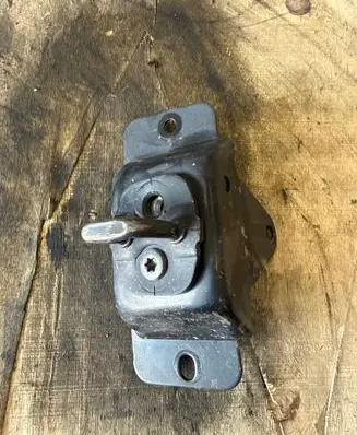 Renault Master III Rear door lock 8200778368