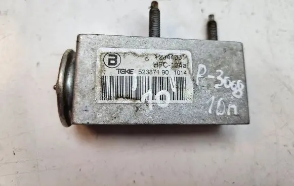 Peugeot 3008 I Air conditioning (A/C) expansion valve 52387190